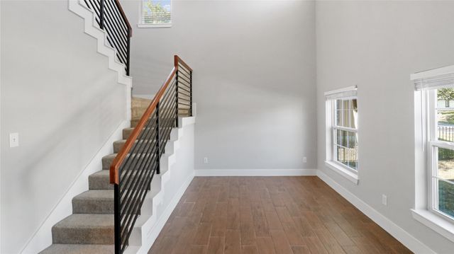 301 Mineral Wells, Terrell, TX 75160