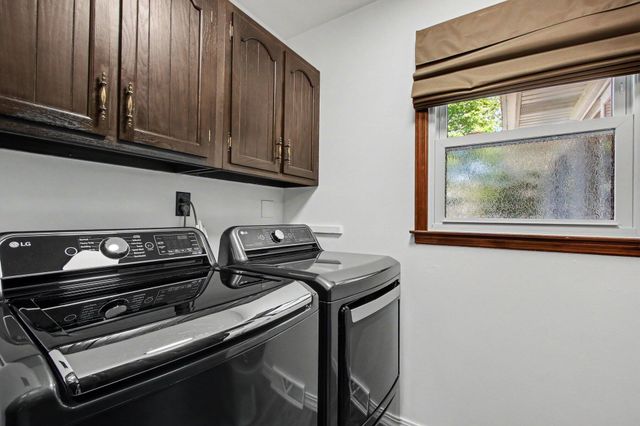 2304 Shannon Drive, Valparaiso, IN 46383