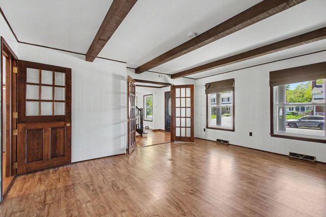 2304 Shannon Drive, Valparaiso, IN 46383