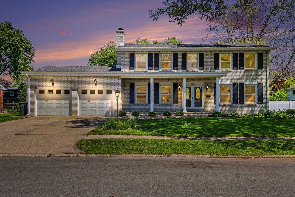 2304 Shannon Drive, Valparaiso, IN 46383