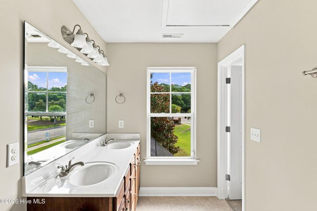 8023 Sweetgrass Court, Wilmington, NC 28412