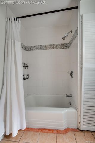 15843 Knight, Redford Charter Township, MI 48239