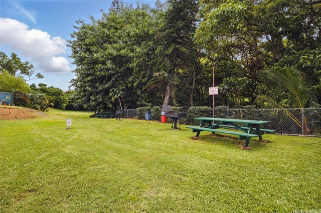 98-500 Koauka Loop 18A, Aiea, HI 96701