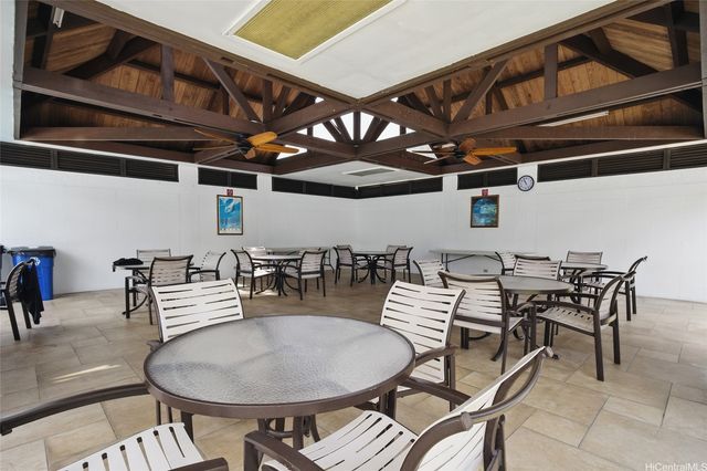 98-500 Koauka Loop 18A, Aiea, HI 96701