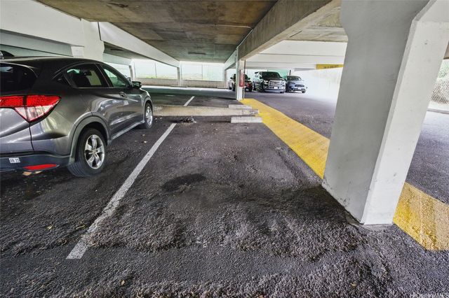 98-500 Koauka Loop 18A, Aiea, HI 96701