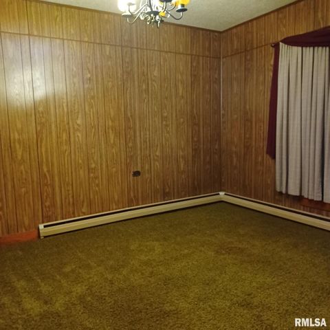 1607 S Carbon Street, Marion, IL 62959