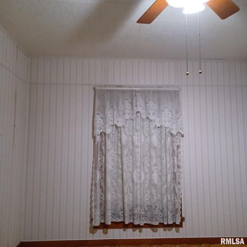 1607 S Carbon Street, Marion, IL 62959