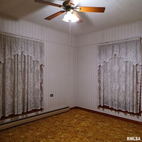 1607 S Carbon Street, Marion, IL 62959