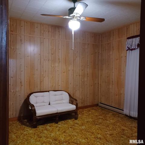 1607 S Carbon Street, Marion, IL 62959