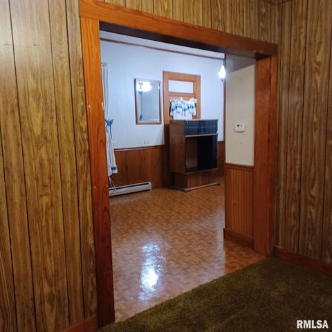 1607 S Carbon Street, Marion, IL 62959