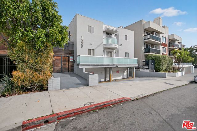 1530 N Formosa Avenue, Los Angeles, CA 90046