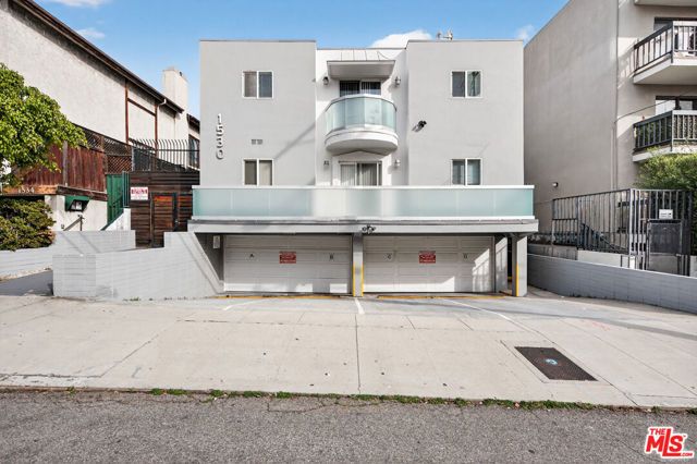 1530 N Formosa Avenue, Los Angeles, CA 90046