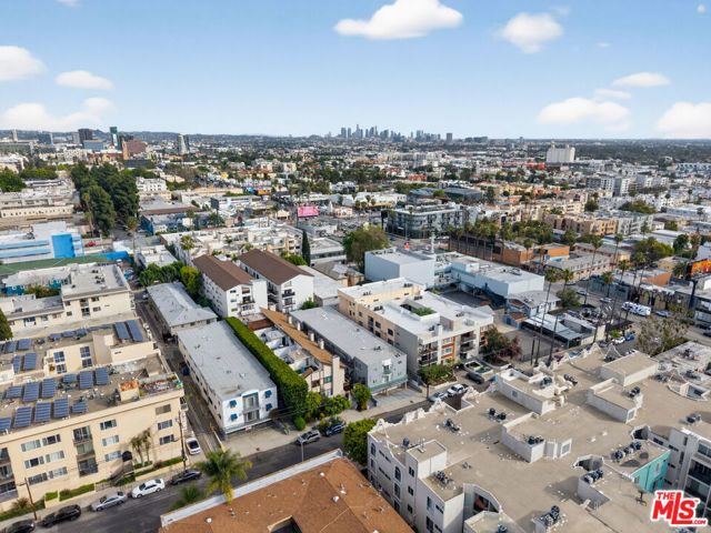 1530 N Formosa Avenue, Los Angeles, CA 90046
