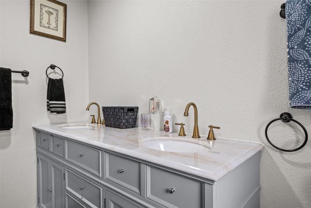 2316 Watchill Drive, Greenville, TX 75402