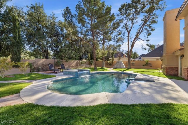 2252 Buckingham Court, Henderson, NV 89074