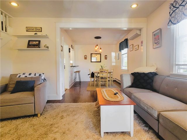 18 Palmer Street, Newport, RI 02840