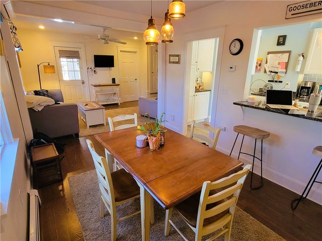 18 Palmer Street, Newport, RI 02840