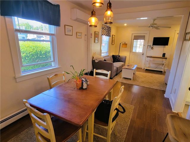 18 Palmer Street, Newport, RI 02840