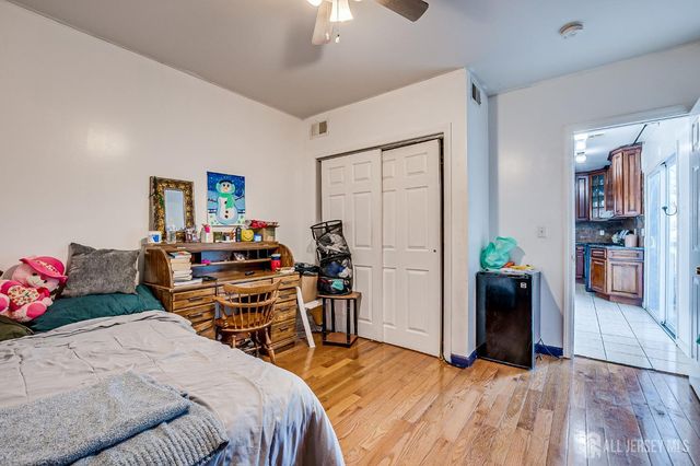 651 W Lincoln W Avenue, Rahway, NJ 07065