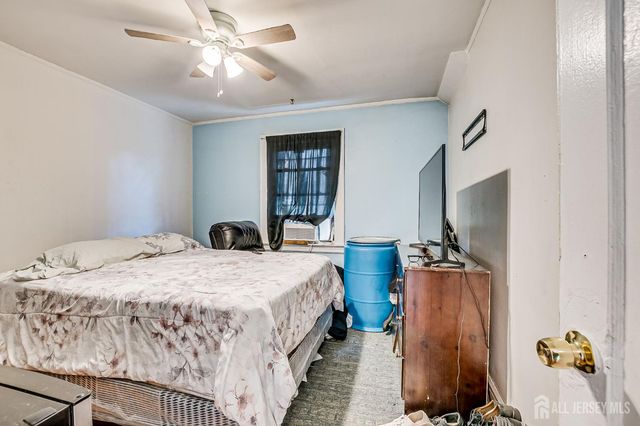 651 W Lincoln W Avenue, Rahway, NJ 07065