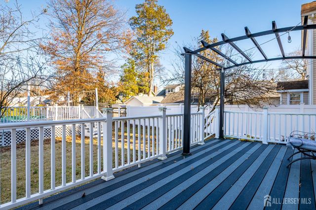 651 W Lincoln W Avenue, Rahway, NJ 07065