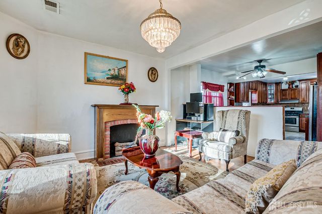 651 W Lincoln W Avenue, Rahway, NJ 07065