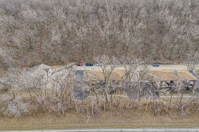 25 Cherry Hill Court, Hampton, IL 61256