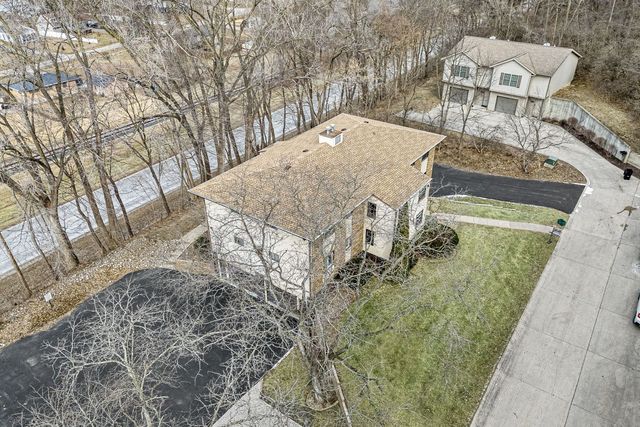25 Cherry Hill Court, Hampton, IL 61256
