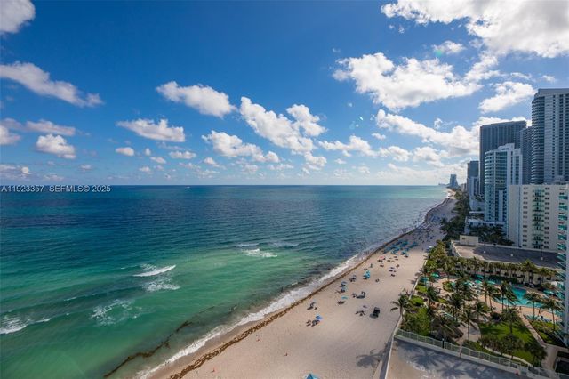 3725 S Ocean Dr PH02, Hollywood, FL 33019