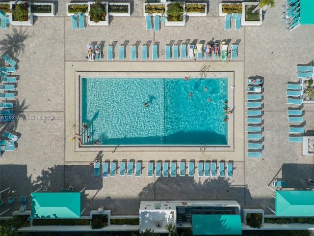 3725 S Ocean Dr PH02, Hollywood, FL 33019