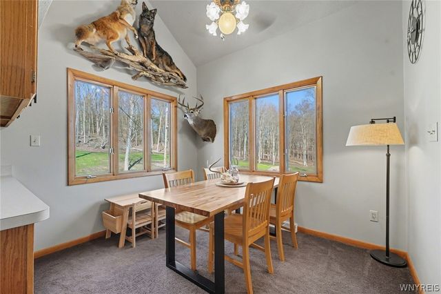 130 Taylor Hts, Holland, NY 14080