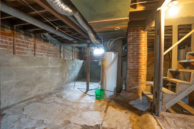 507 N 12th Street, Guthrie Center, IA 50115