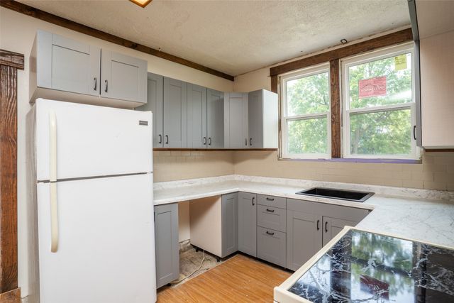 507 N 12th Street, Guthrie Center, IA 50115