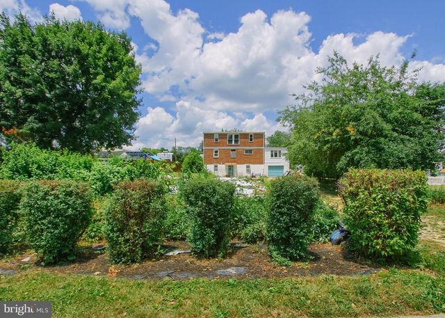 2029 CLARENDON ST, Camp Hill, PA 17011