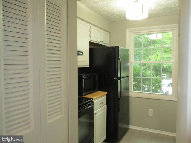 8601 KENOSHA CT, Lorton, VA 22079