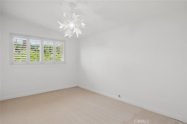 300 Esther Street, Costa Mesa, CA 92627