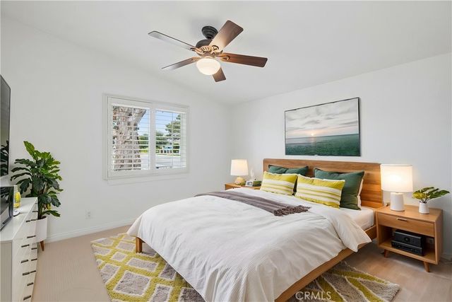 300 Esther Street, Costa Mesa, CA 92627