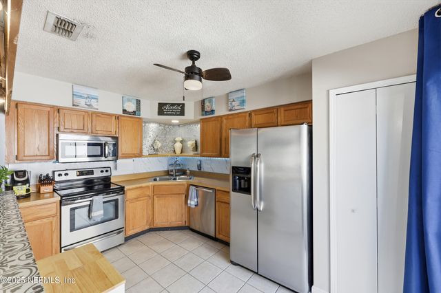 1838 QUEBEC Court, Middleburg, FL 32068