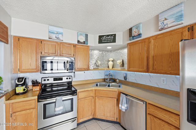 1838 QUEBEC Court, Middleburg, FL 32068