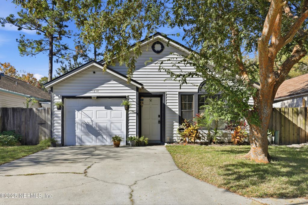 1838 QUEBEC Court, Middleburg, FL 32068