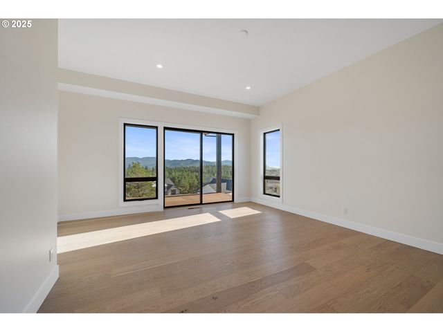 456 Sea View Dr, Manzanita, OR 97130