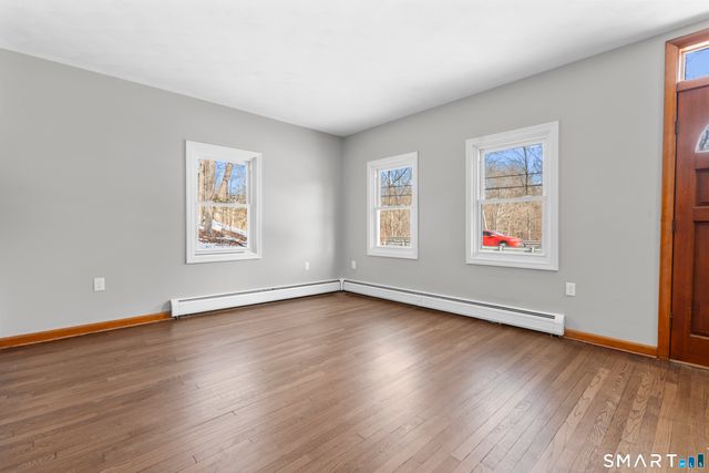 373 Collinsville Road, Farmington, CT 06085