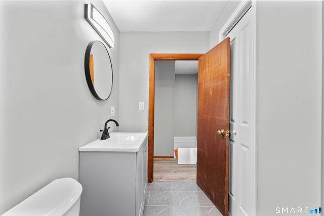 373 Collinsville Road, Farmington, CT 06085