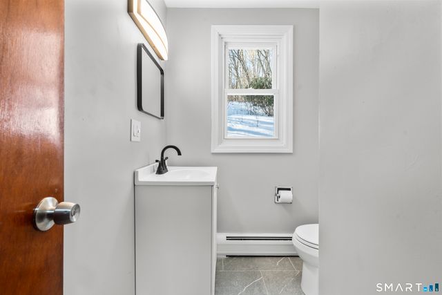 373 Collinsville Road, Farmington, CT 06085