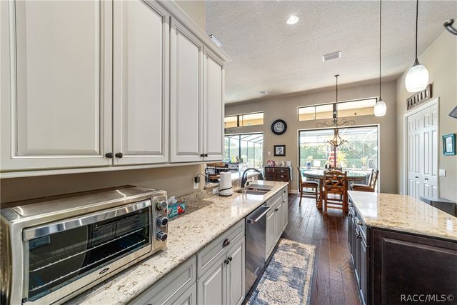 584 W Johnny Pesky Court, Hernando, FL 34442