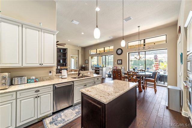584 W Johnny Pesky Court, Hernando, FL 34442