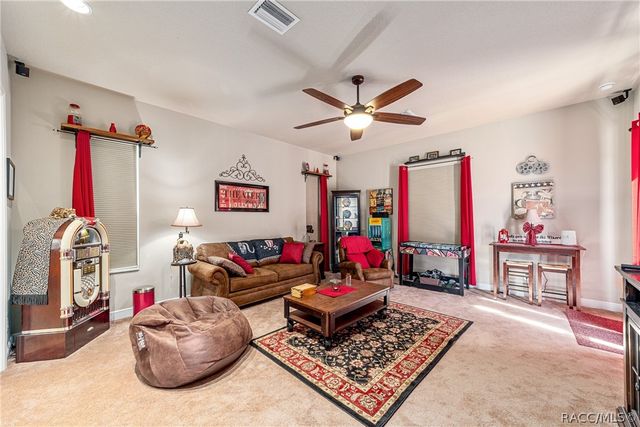 584 W Johnny Pesky Court, Hernando, FL 34442