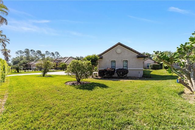584 W Johnny Pesky Court, Hernando, FL 34442