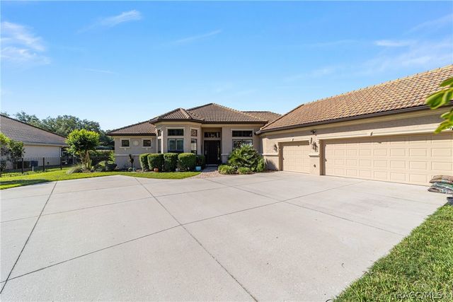 584 W Johnny Pesky Court, Hernando, FL 34442
