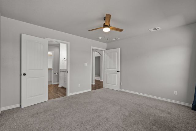 220 St Charles Drive B, Springtown, TX 76082